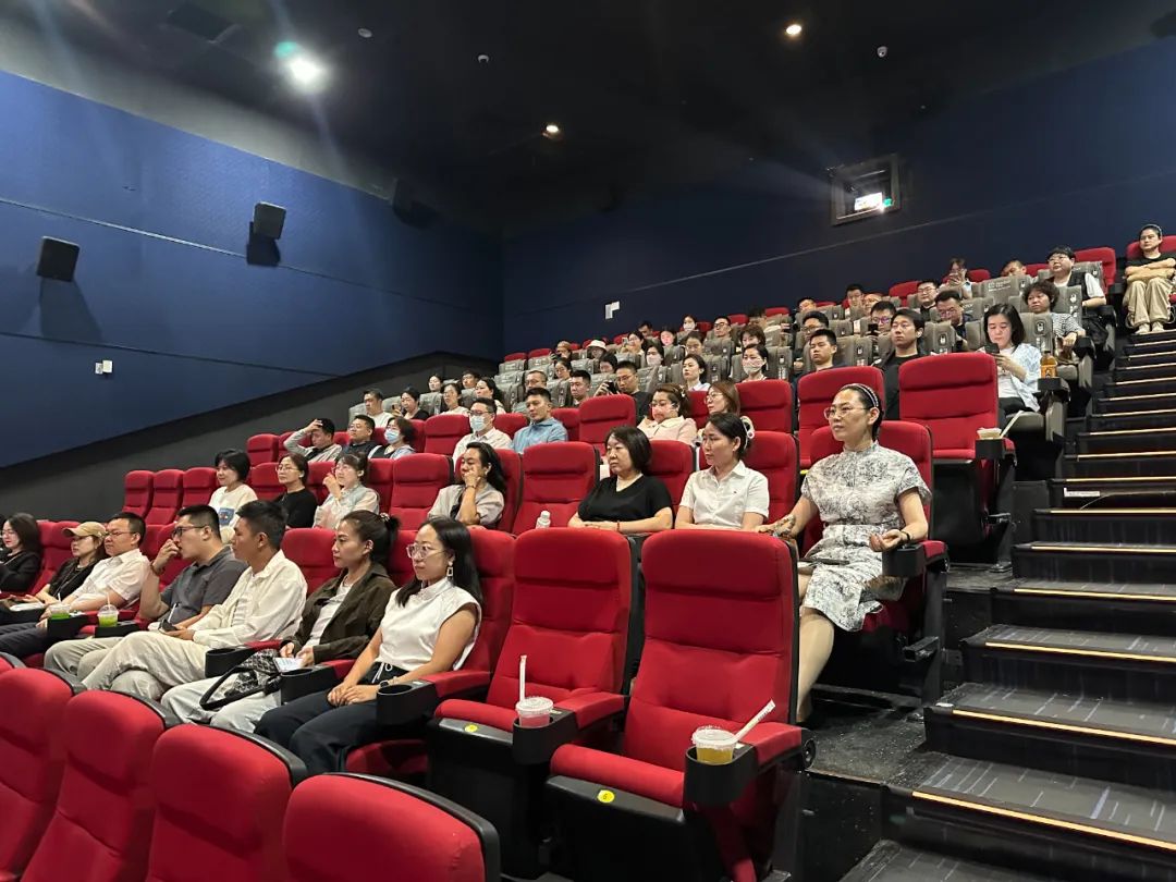 銘記歷史守初心 砥礪奮進擔使命 ——內(nèi)蒙古證券期貨業(yè)協(xié)會組織會員開展紅色觀影活動